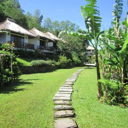 Kelimutu Crater Lakes Ecolodge Desa Kowanara Esterno foto
